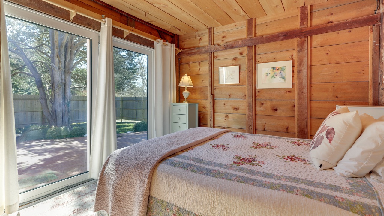 Photo of Others in Pocasset