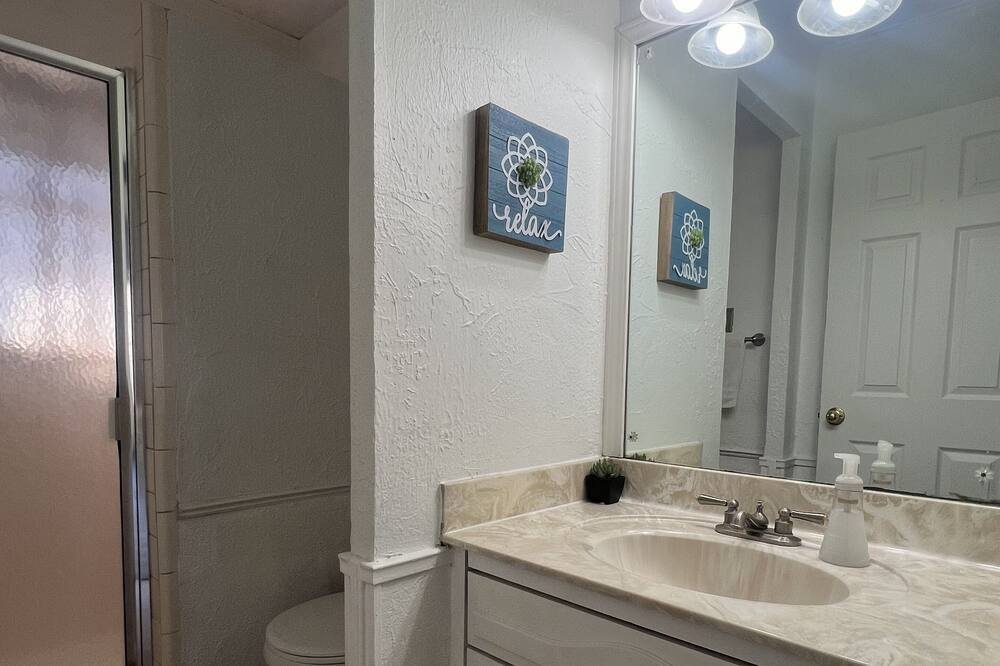 Photo of Bathroom in Leon Valley