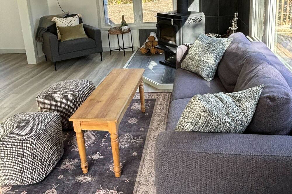 Photo of Livingroom in Northern Bruce Peninsula