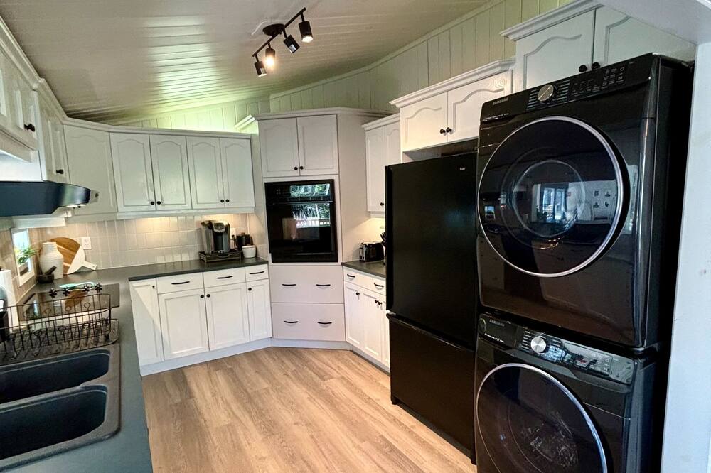 Photo of Kitchen in Northern Bruce Peninsula