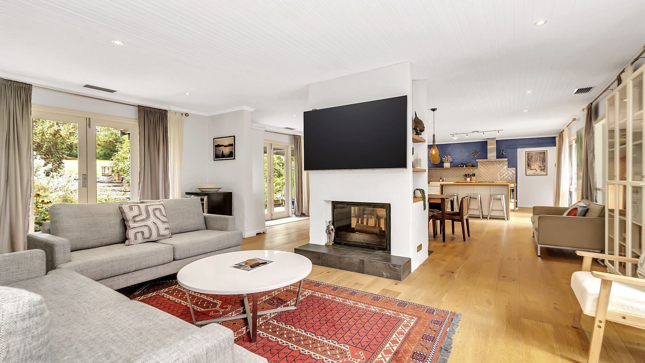 Photo of Livingroom in Flaxley