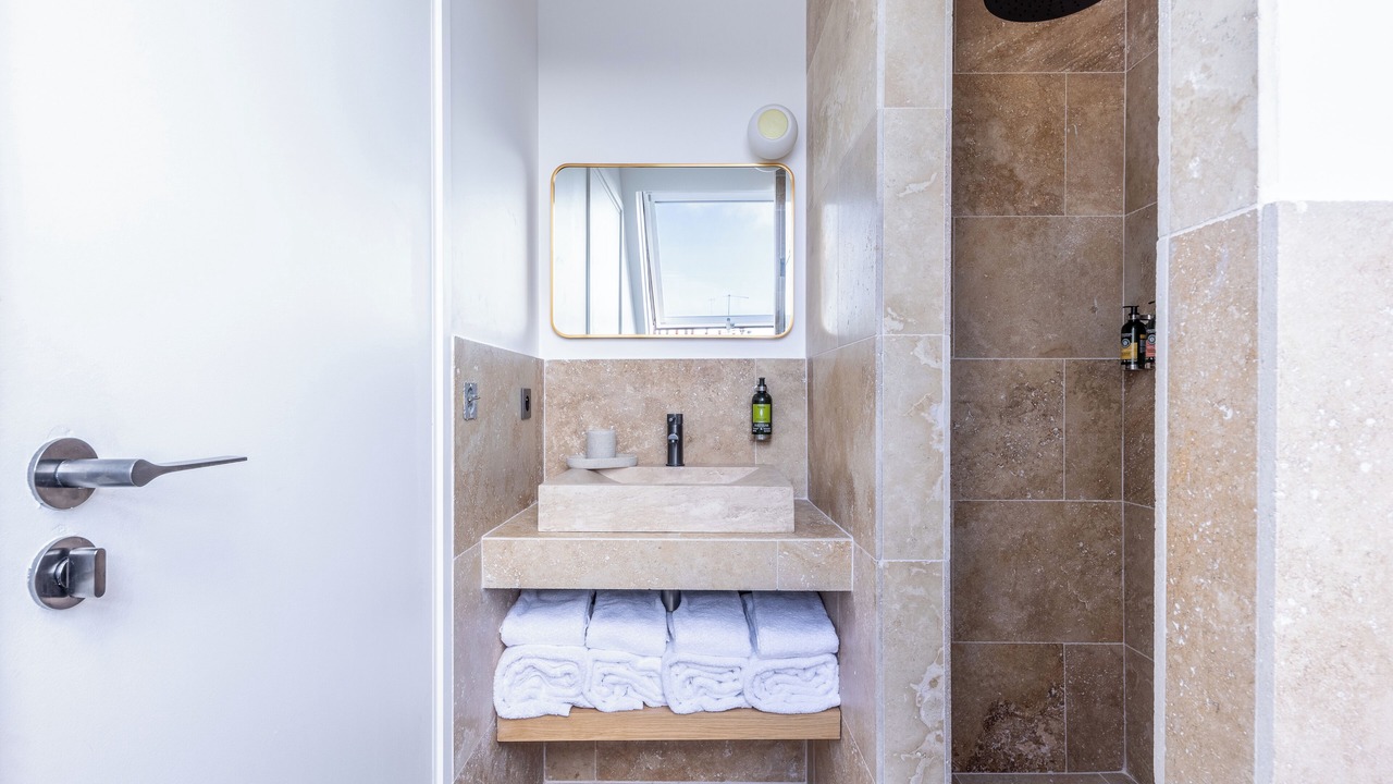 Photo of Bathroom in Arts-et-Metiers