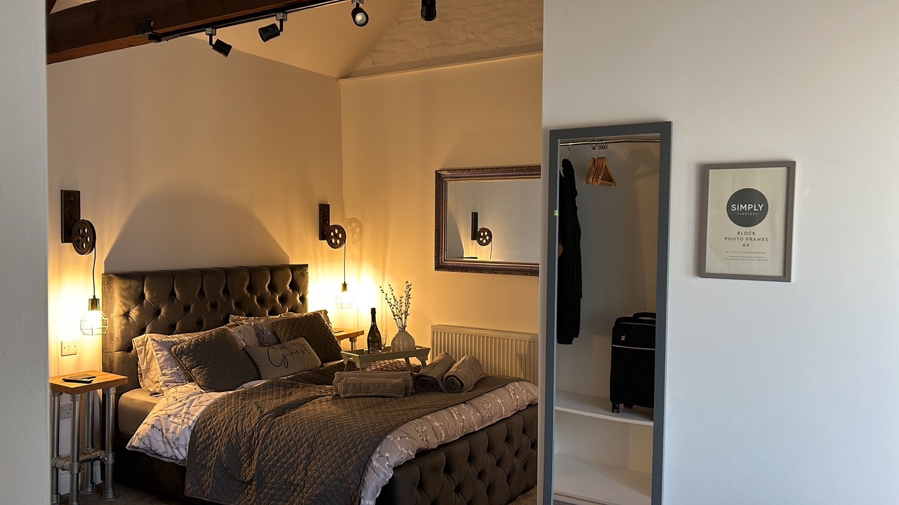 Photo of Others in Moulton