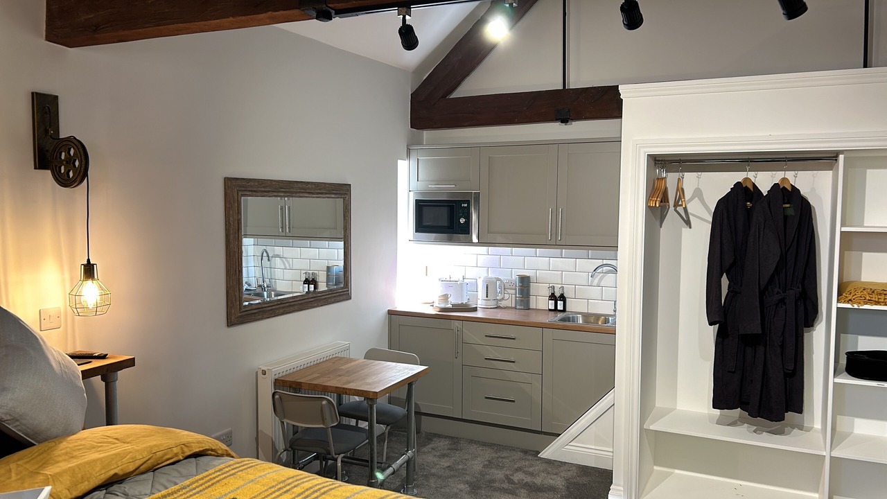 Photo of Others in Moulton