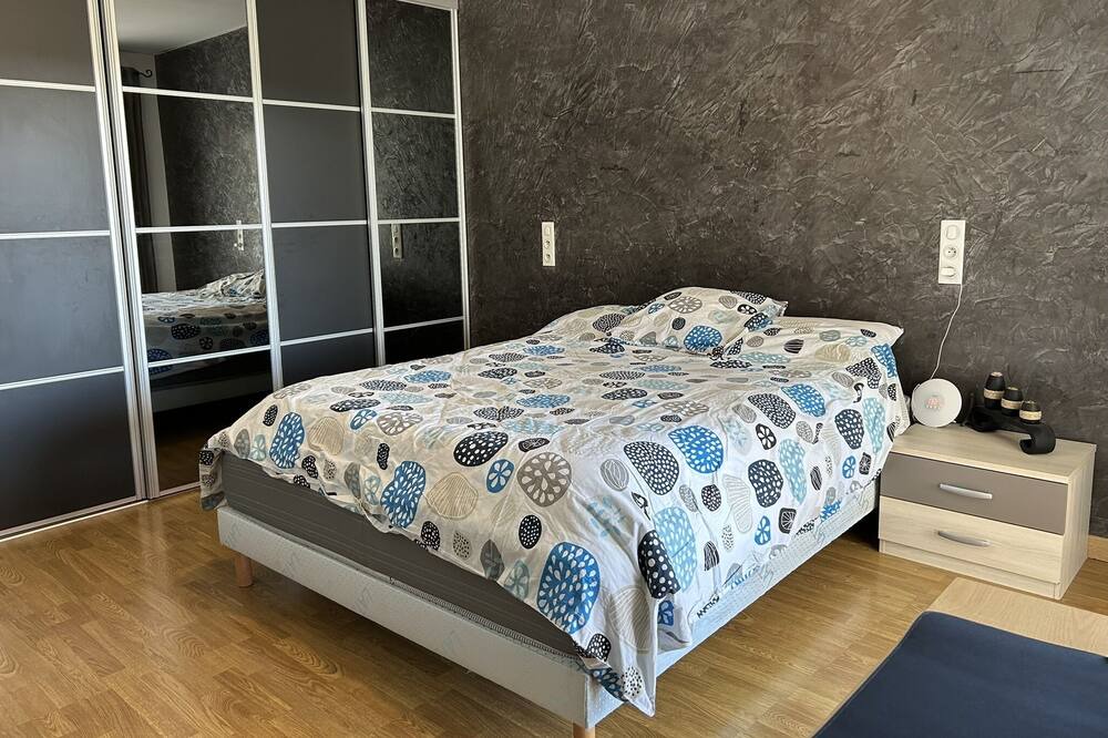 Photo of Bedroom in Juvignac