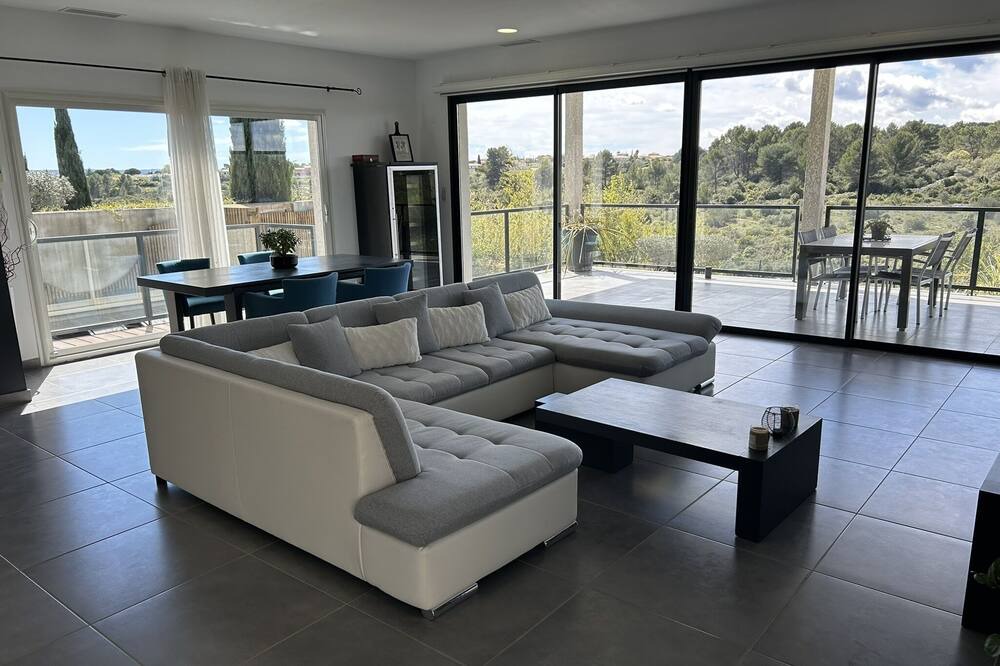 Photo of Livingroom in Juvignac