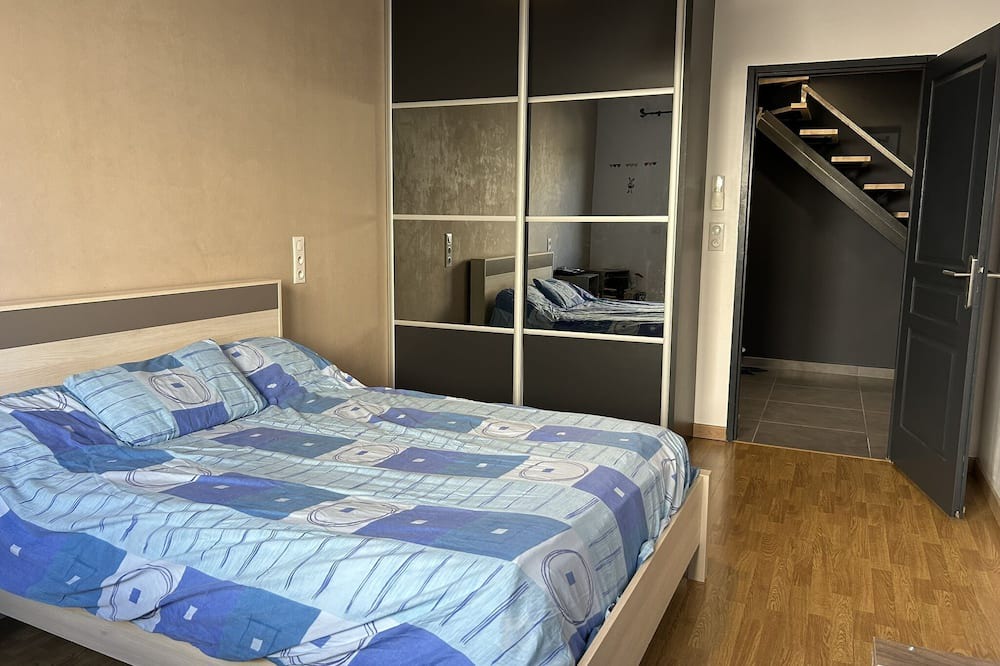 Photo of Bedroom in Juvignac