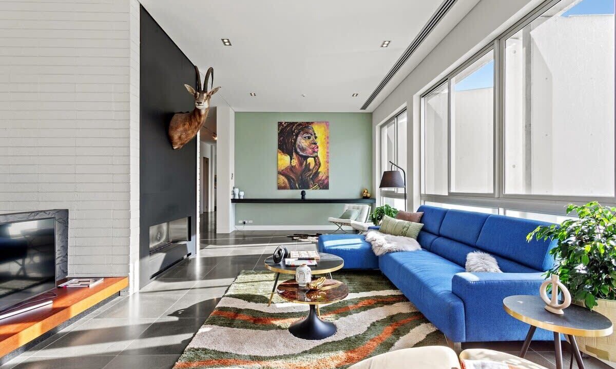 Photo of Livingroom in Newton