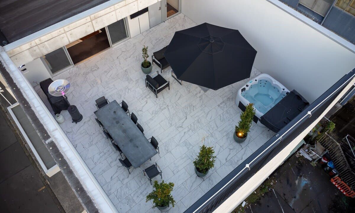 Photo of Outdoor in Newton