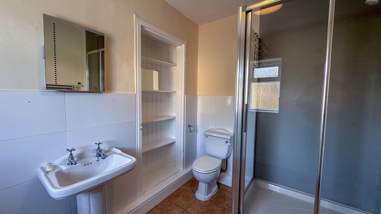 Photo of Bathroom in Lanercost