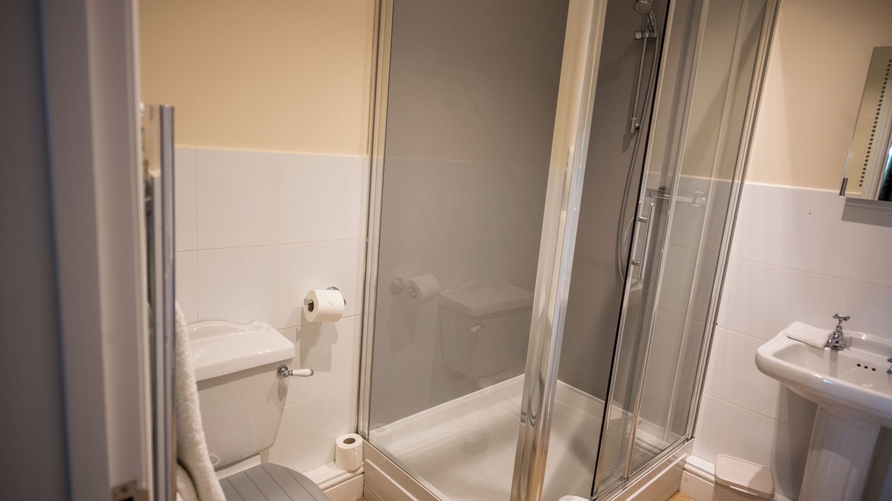 Photo of Bathroom in Lanercost