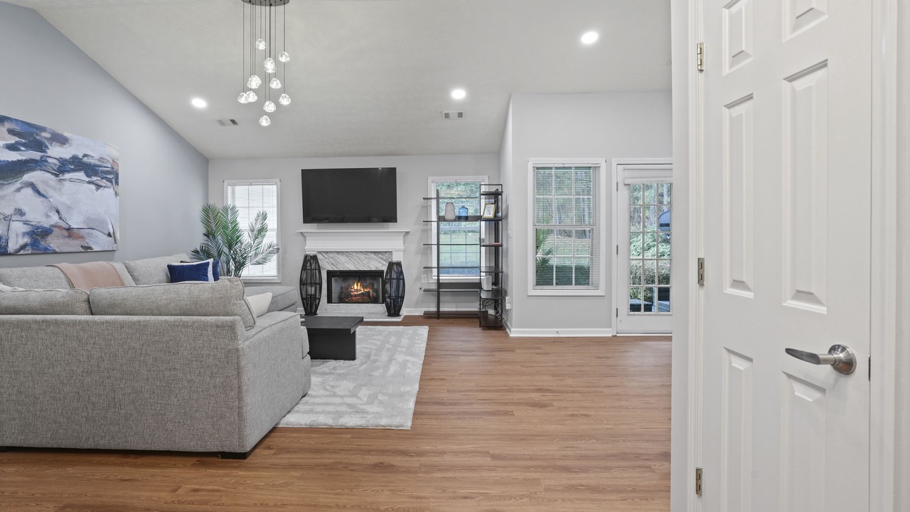 Photo of Livingroom in Lawrenceville