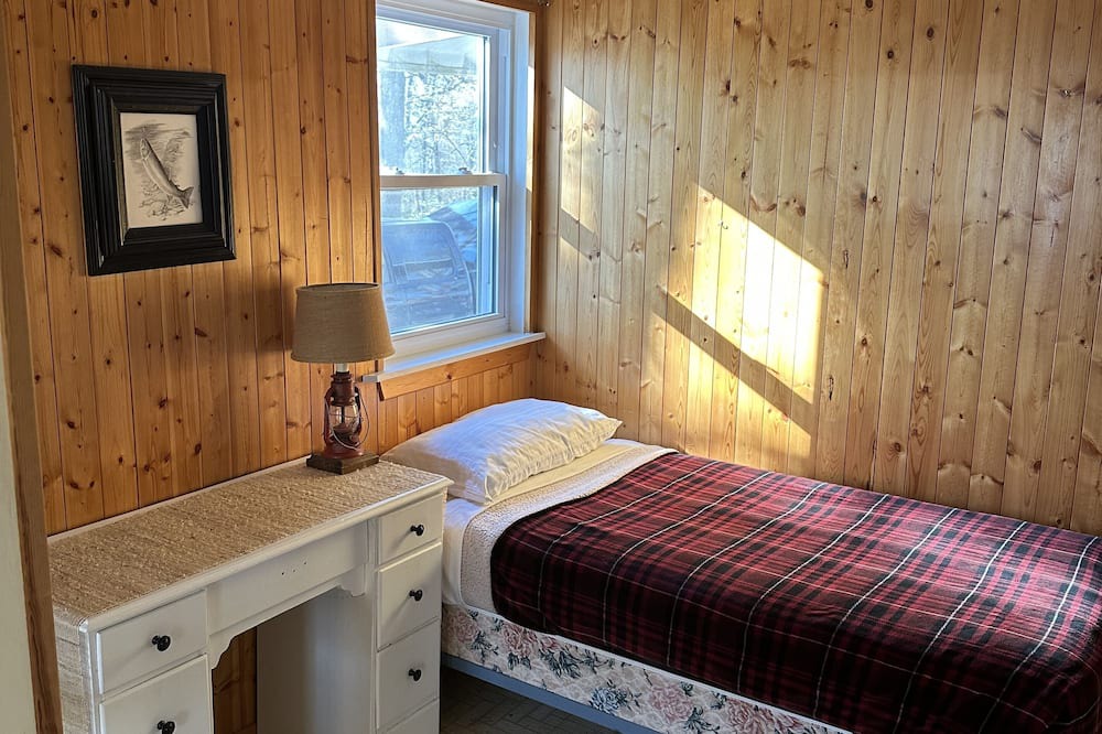 Photo of Bedroom in Elizabeth