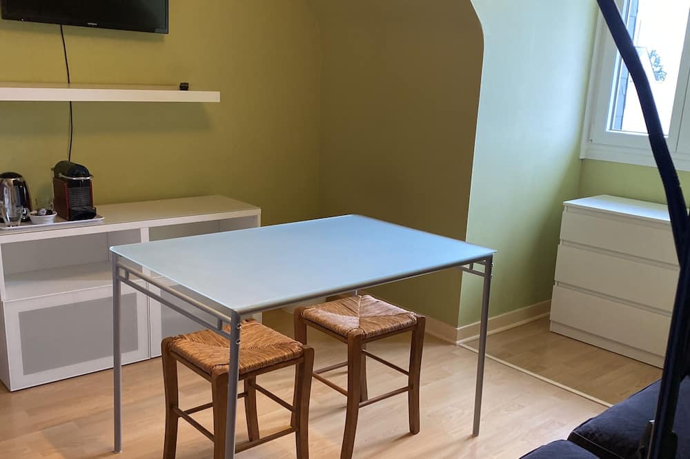 Photo of Bedroom in Vezin-le-Coquet