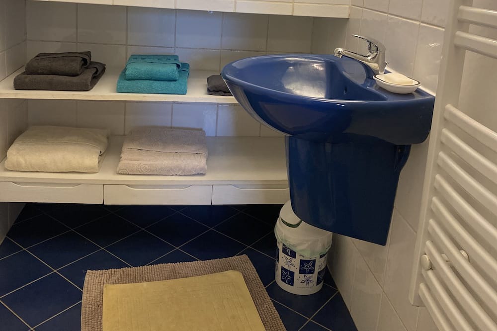 Photo of Bathroom in Vezin-le-Coquet