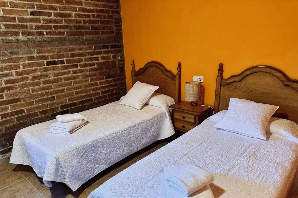 Photo of Bedroom in Serra de Daro
