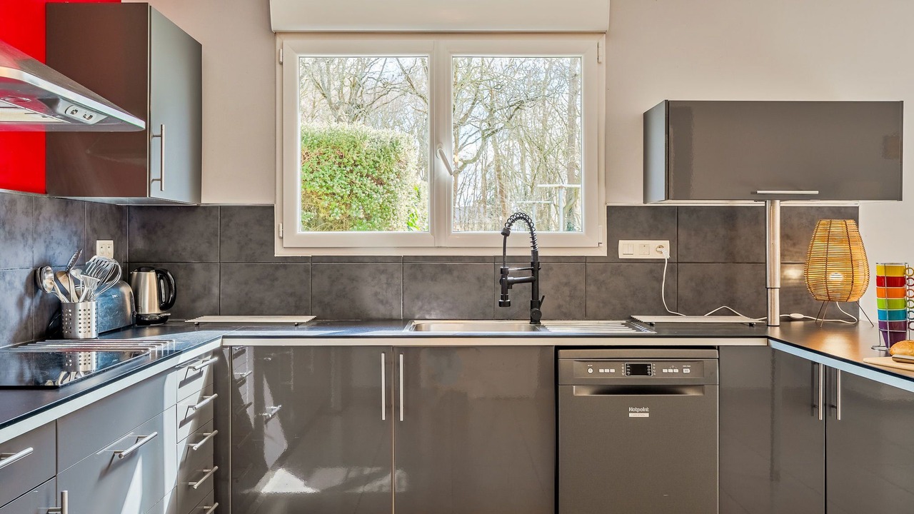 Photo of Kitchen in Saint-Briac-sur-Mer