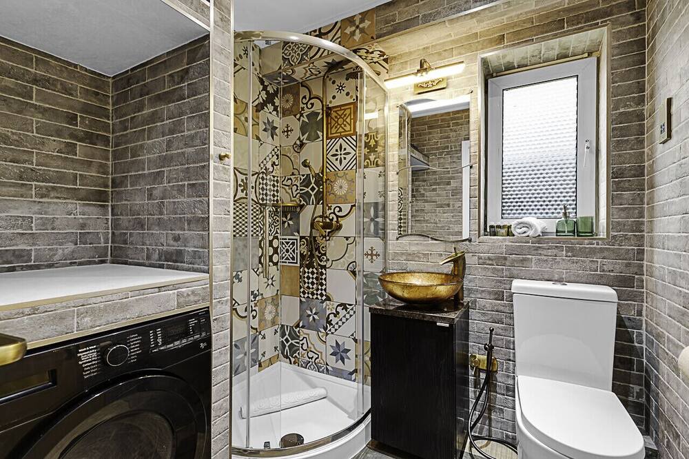 Photo of Bathroom in Abbey