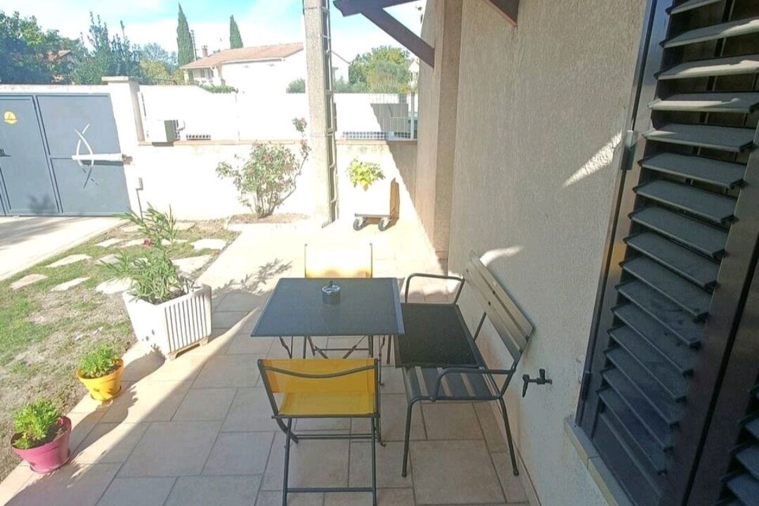 Photo of Patio Balcony in Saint-Martin-de-Valgalgues