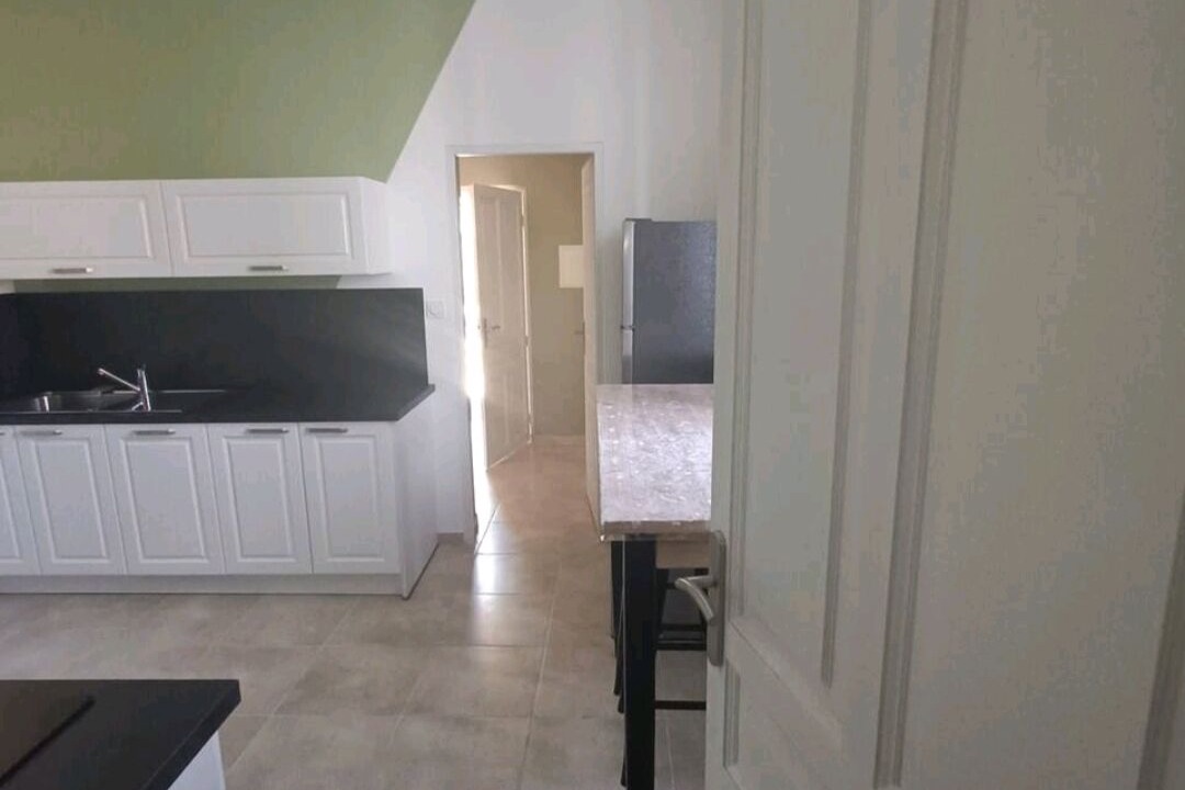 Photo of Kitchen in Saint-Martin-de-Valgalgues