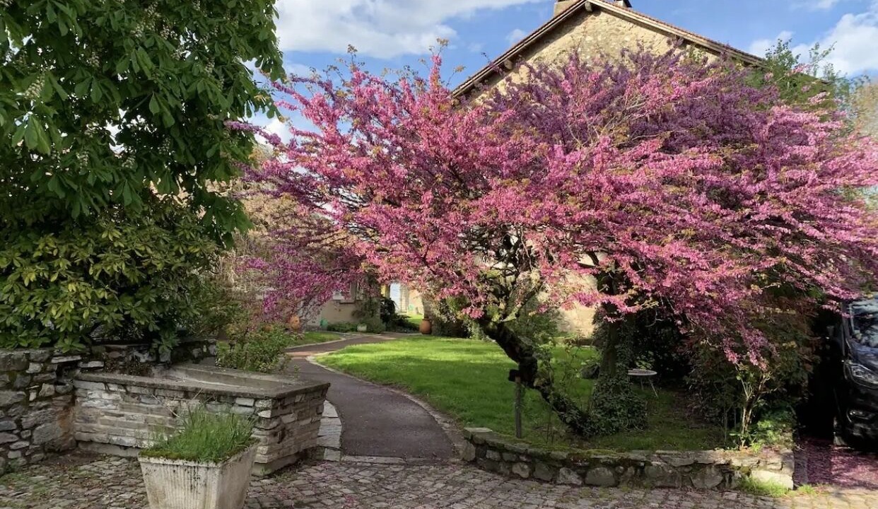 Photo of Outdoor in Nernier