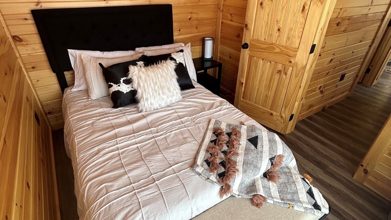 Photo of Others in Livingston