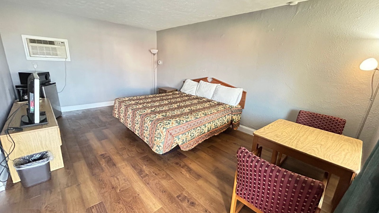 Photo of Bedroom in Unadilla