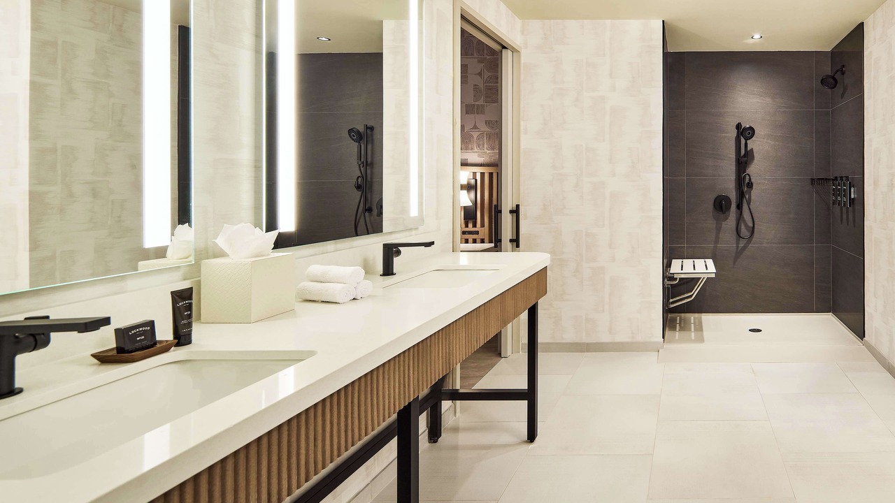 Photo of Bathroom in Central Oklahoma City