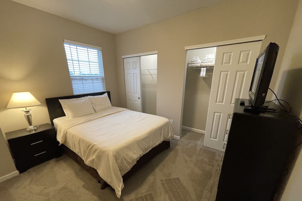 Photo of Bedroom in Marysville