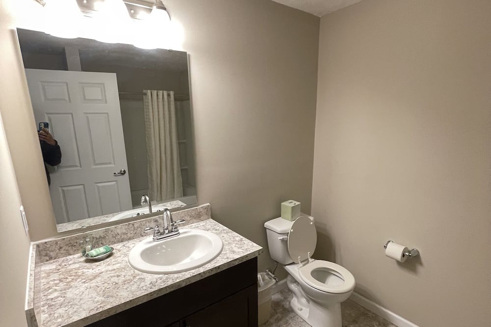Photo of Bathroom in Marysville