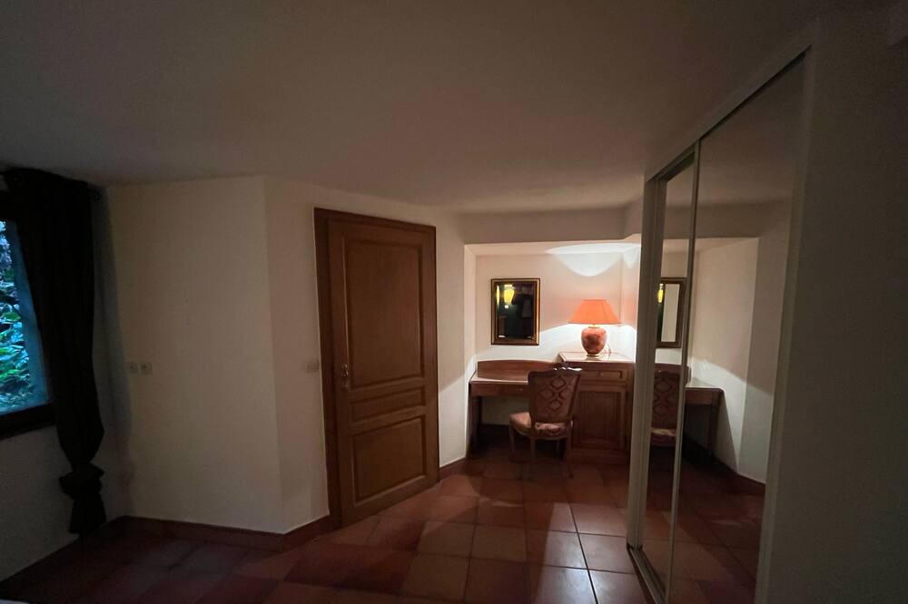 Photo of Bedroom in Barr