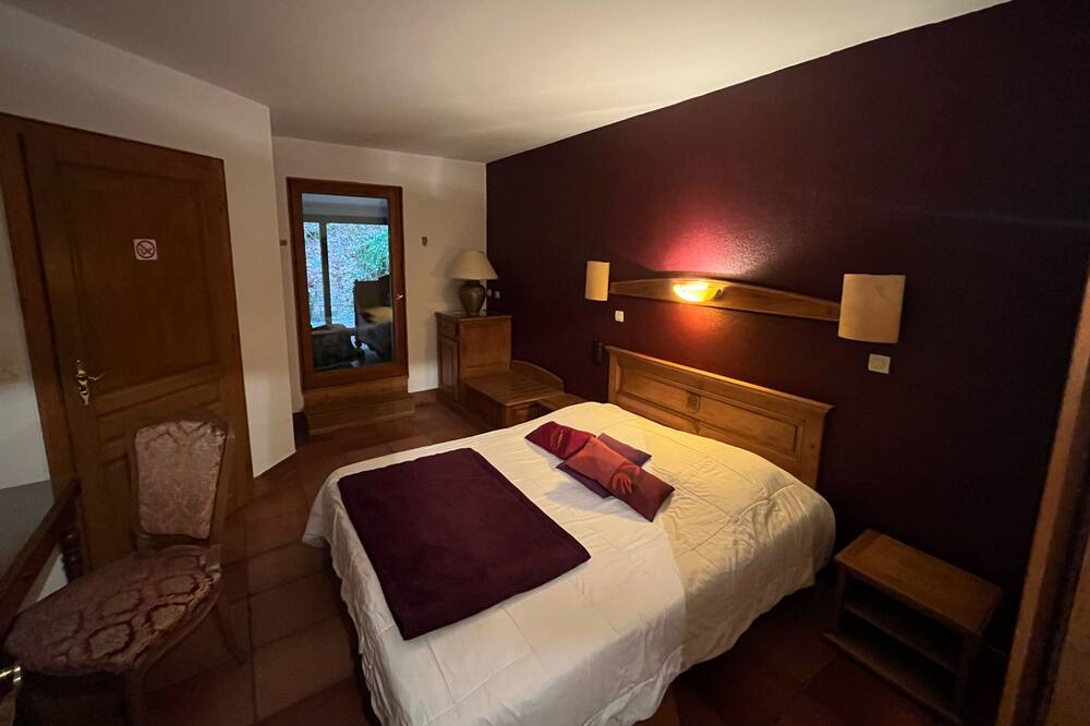 Photo of Bedroom in Barr