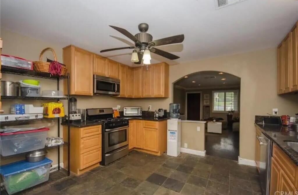 Photo of Kitchen in South Redlands