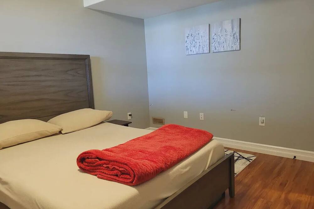 Photo of Bedroom in East Hants