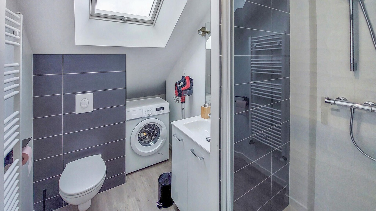 Photo of Bathroom in Conlie