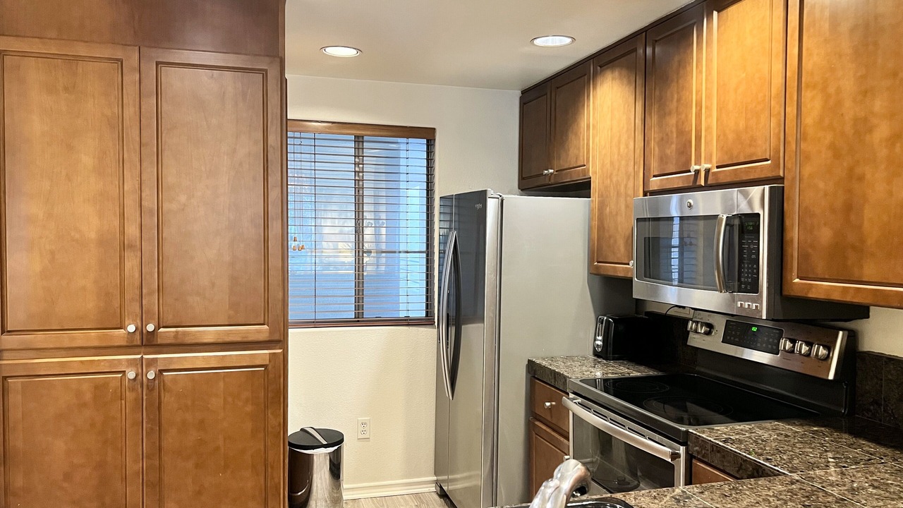Photo of Kitchen in Airport Area
