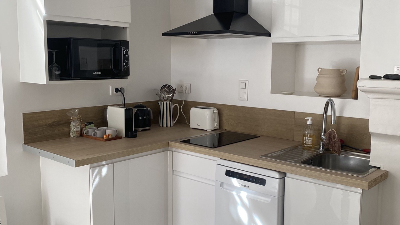 Photo of Kitchen in Saint-Martin-de-la-Place