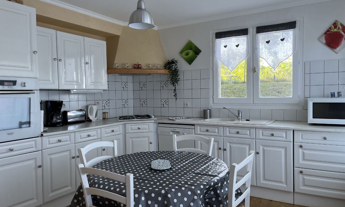 Photo of Kitchen in Besse-en-Chandesse