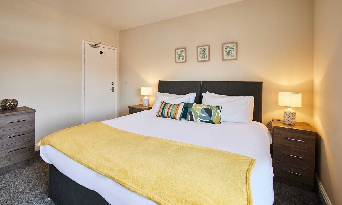 Photo of Others in Newark