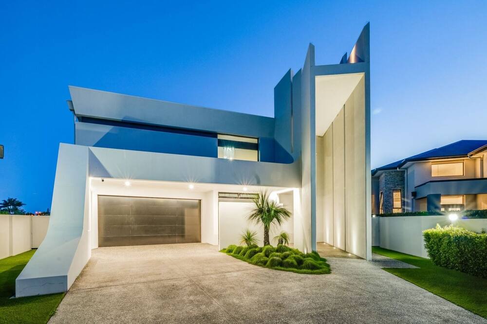 Photo of Outdoor in Mermaid Waters