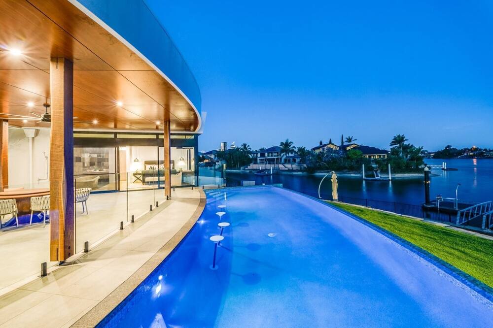 Photo of Outdoor in Mermaid Waters