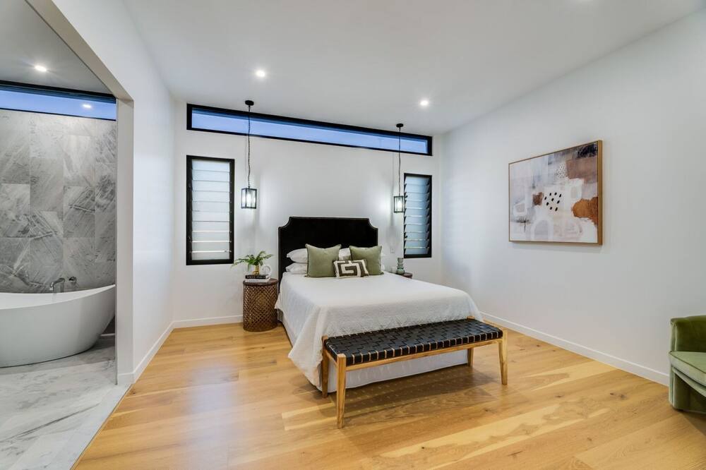 Photo of Others in Mermaid Waters