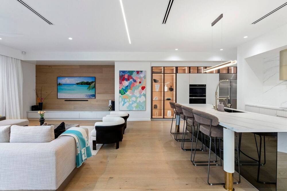 Photo of Livingroom in Mermaid Waters