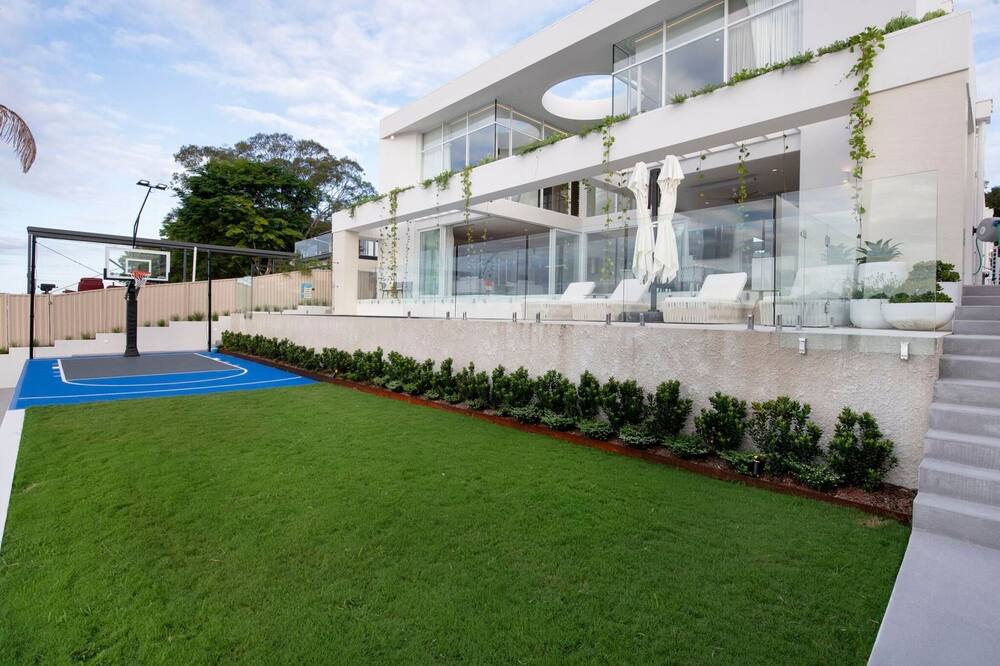 Photo of Outdoor in Mermaid Waters