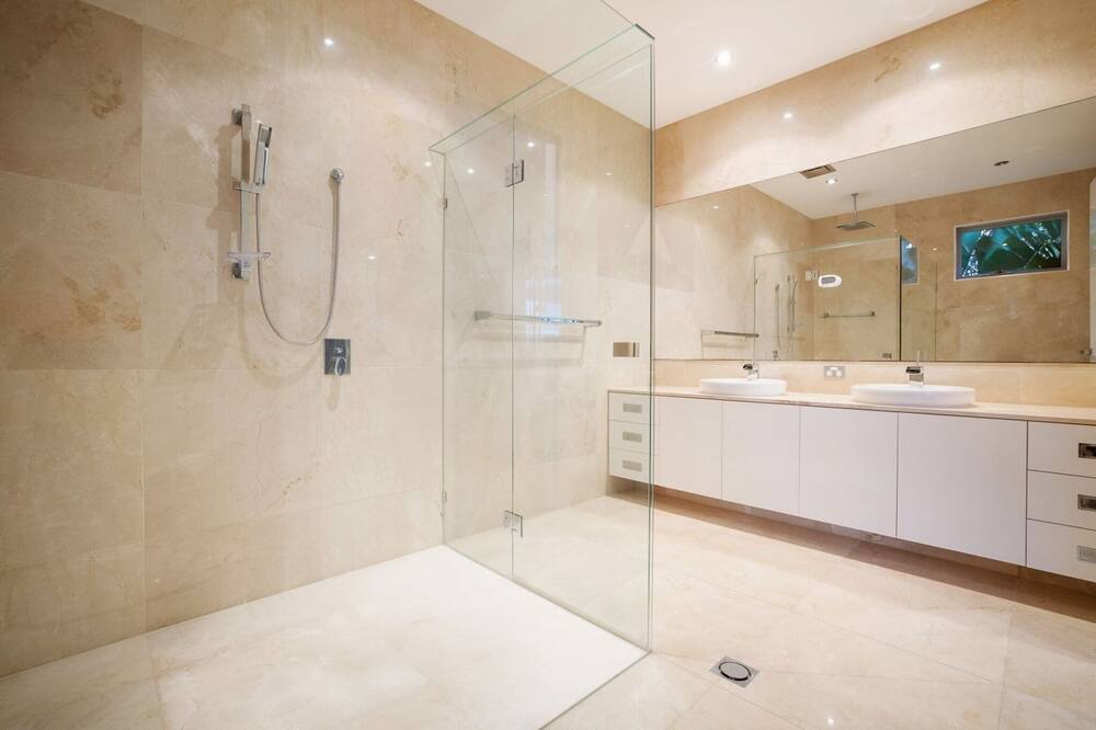 Photo of Bathroom in Sorrento