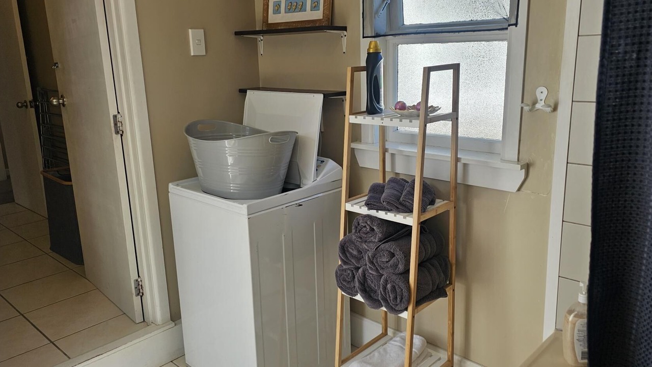 Photo of Others in Holdens Bay