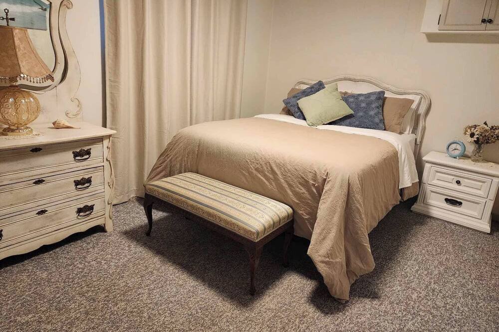 Photo of Livingroom in Tillsonburg