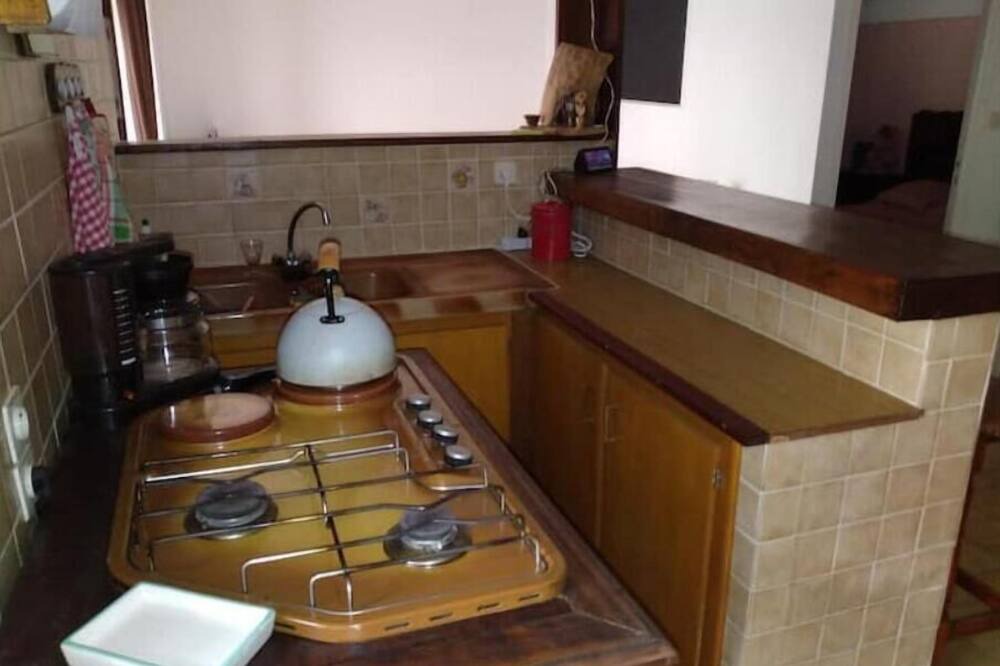 Photo of Kitchen in Chambon-sur-Lac