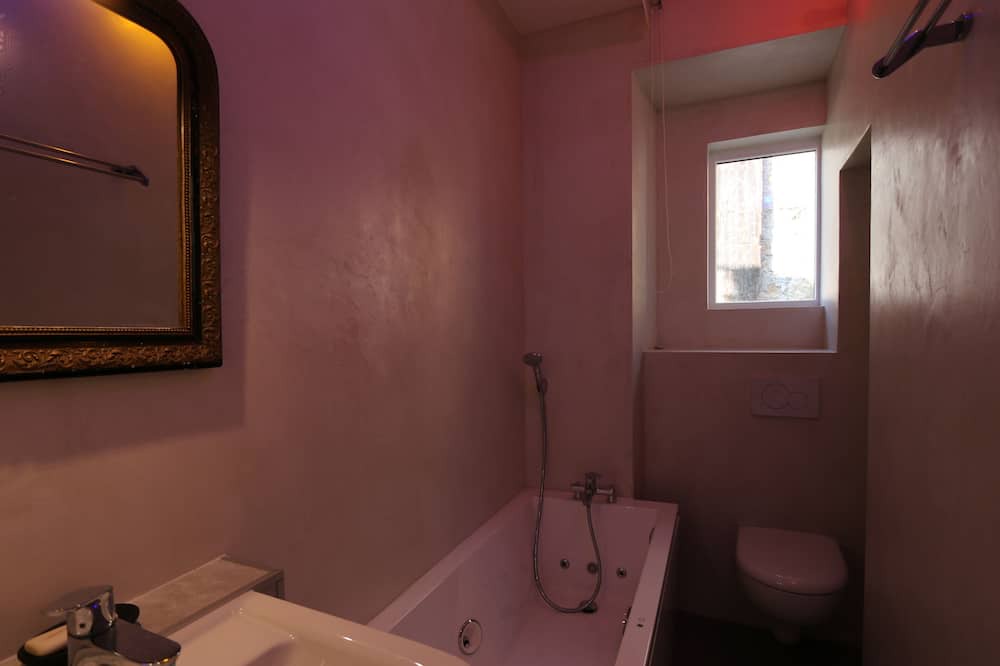 Photo of Bathroom in Saint-Pierre-d'Entremont