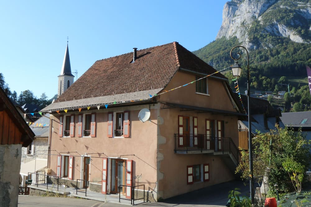 Photo of Outdoor in Saint-Pierre-d'Entremont